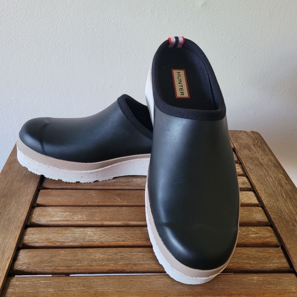 Two toned Hunter Clogs
